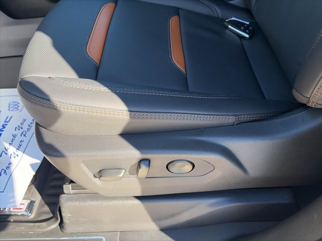 New 2026 GMC Sierra 2500 AT4 w/ AT4 Premium Plus Package image 18