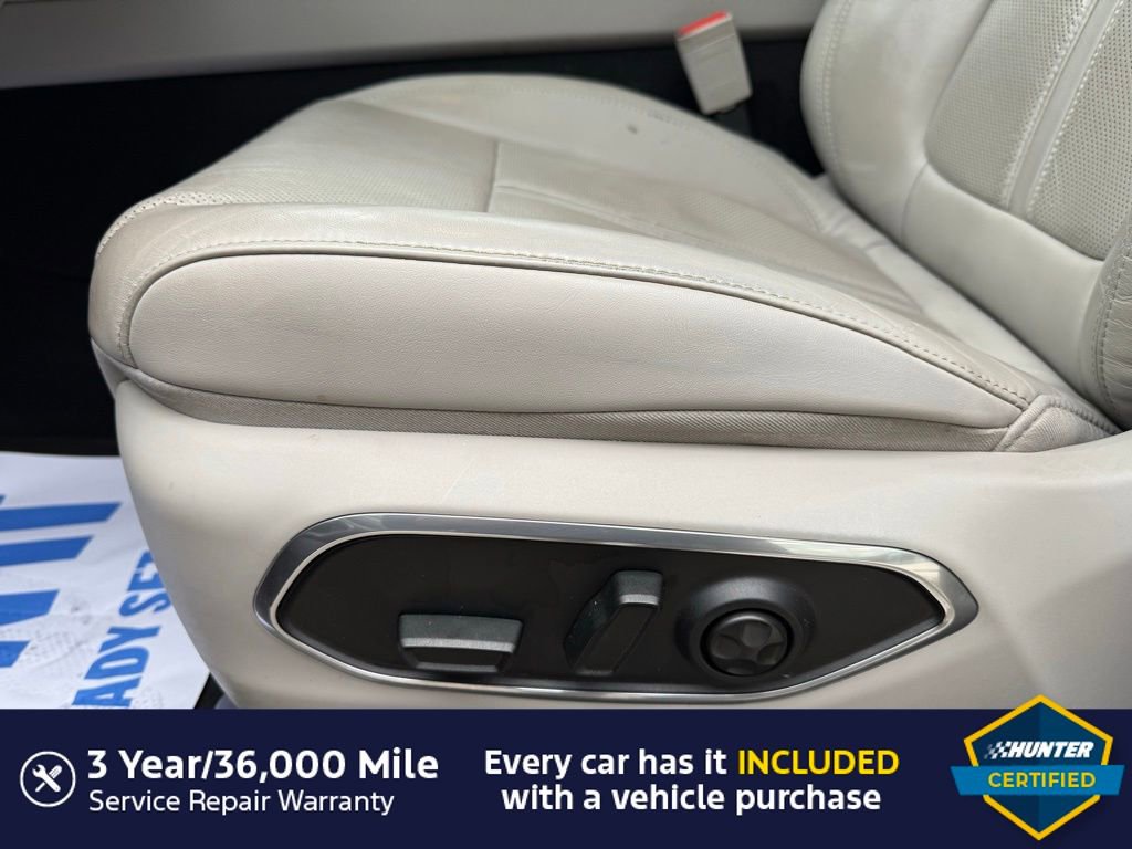 Used 2022 Jeep Wagoneer Series II w/ Convenience Group I image 4