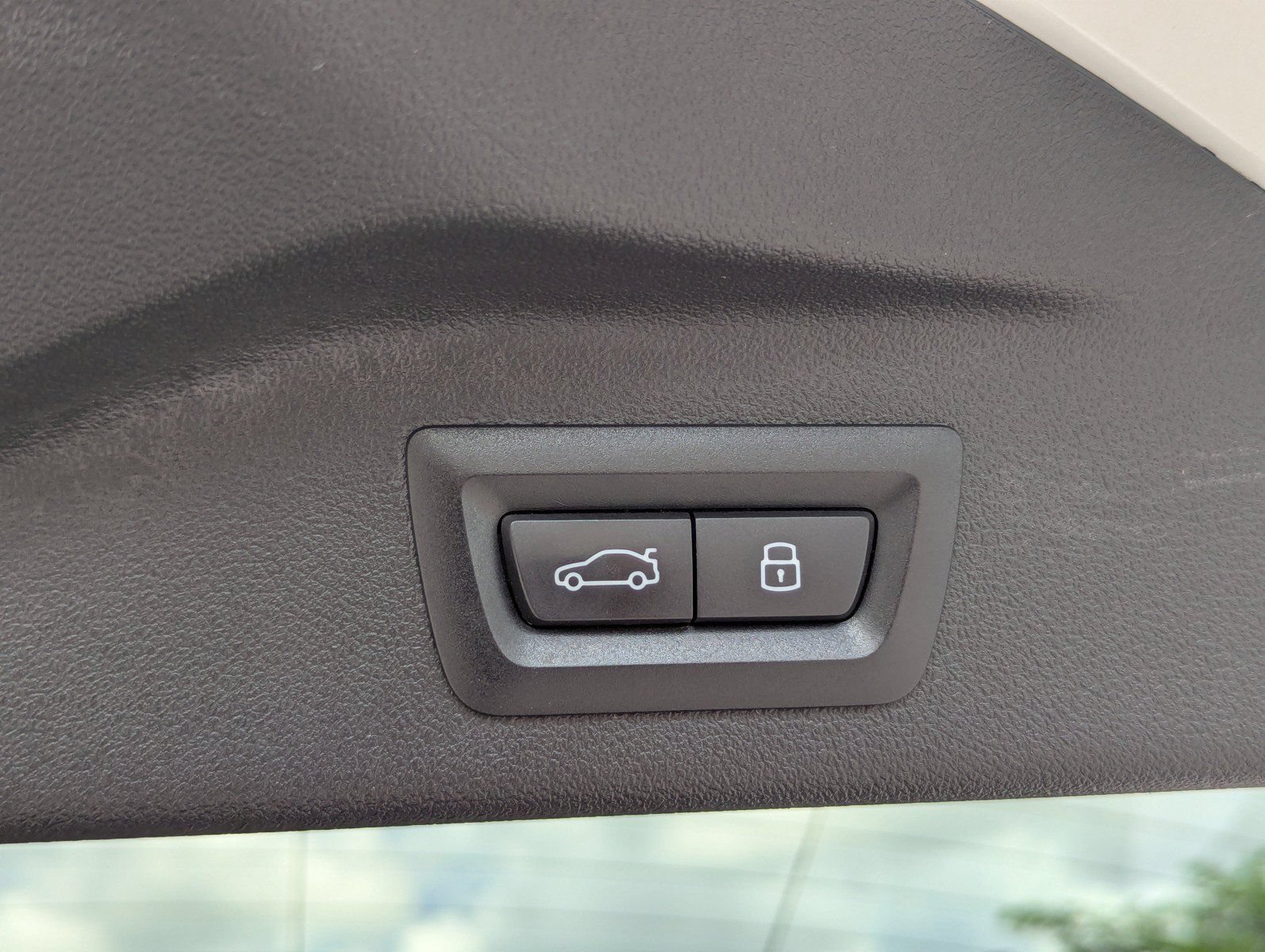Used 2024 BMW ALPINA XB7 AWD/4WD image 12