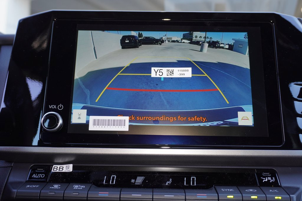 New 2026 Toyota Camry Hybrid image 12