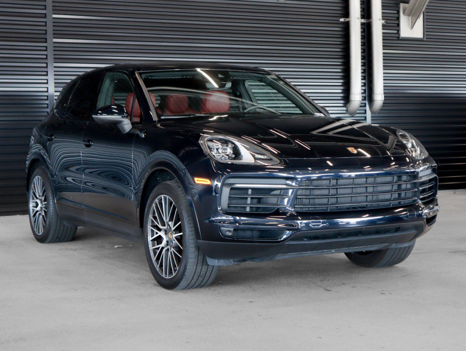 Certified 2023 Porsche Cayenne AWD/4WD image 7