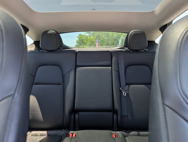 Used 2023 Tesla Model Y Long Range AWD/4WD image 18