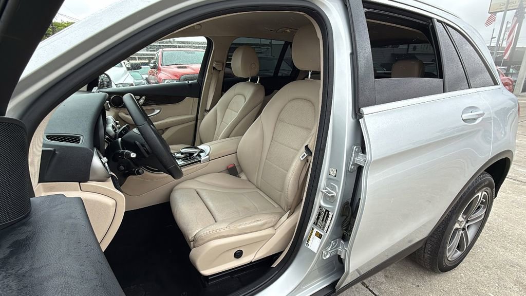 Used 2016 Mercedes-Benz GLC 300 image 23