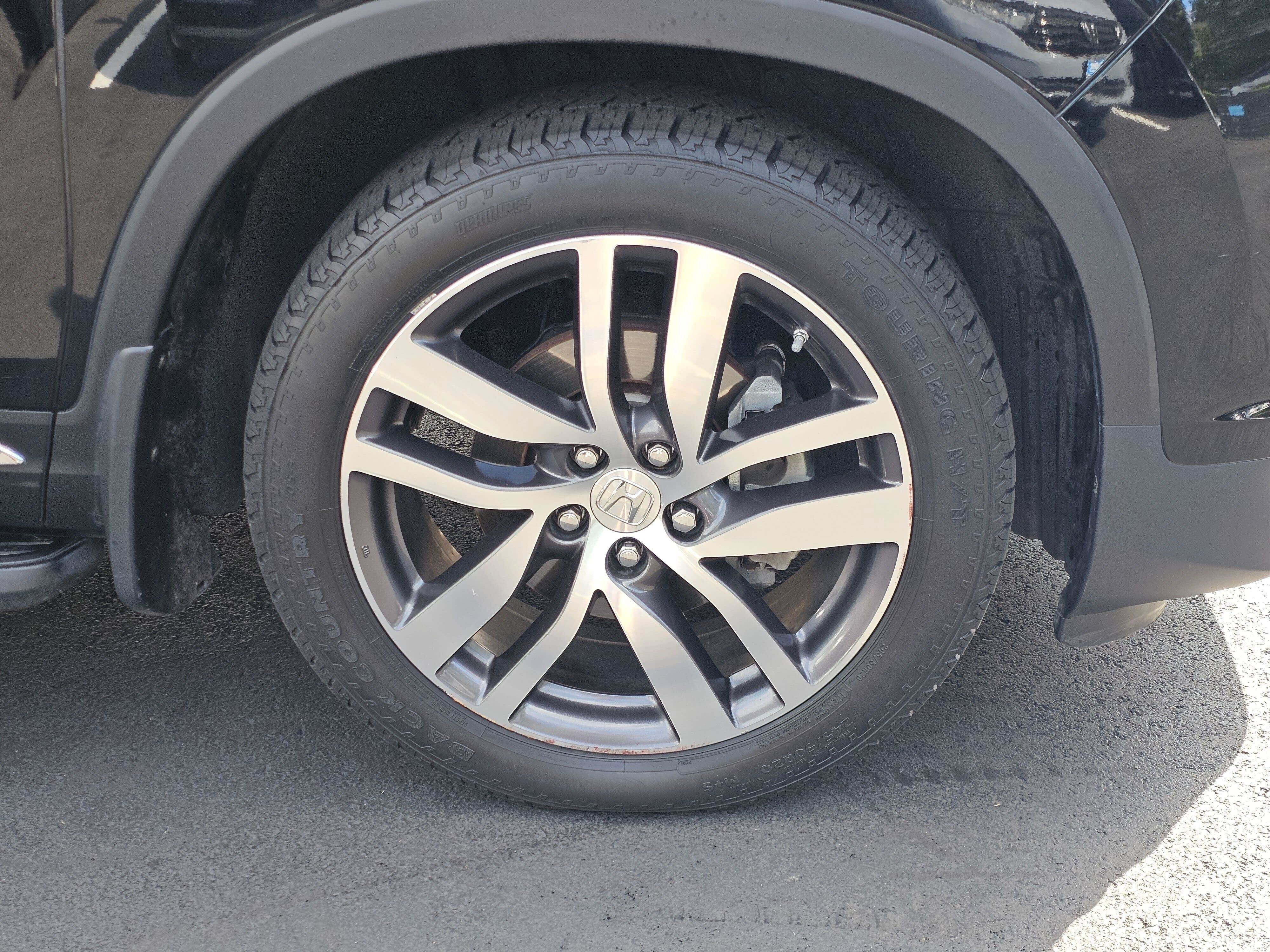 Used 2016 Honda Pilot Elite image 9