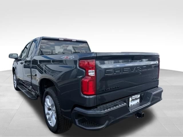 Certified 2021 Chevrolet Silverado 1500 Custom w/ LPO, Dark Essentials Package AWD/4WD image 10