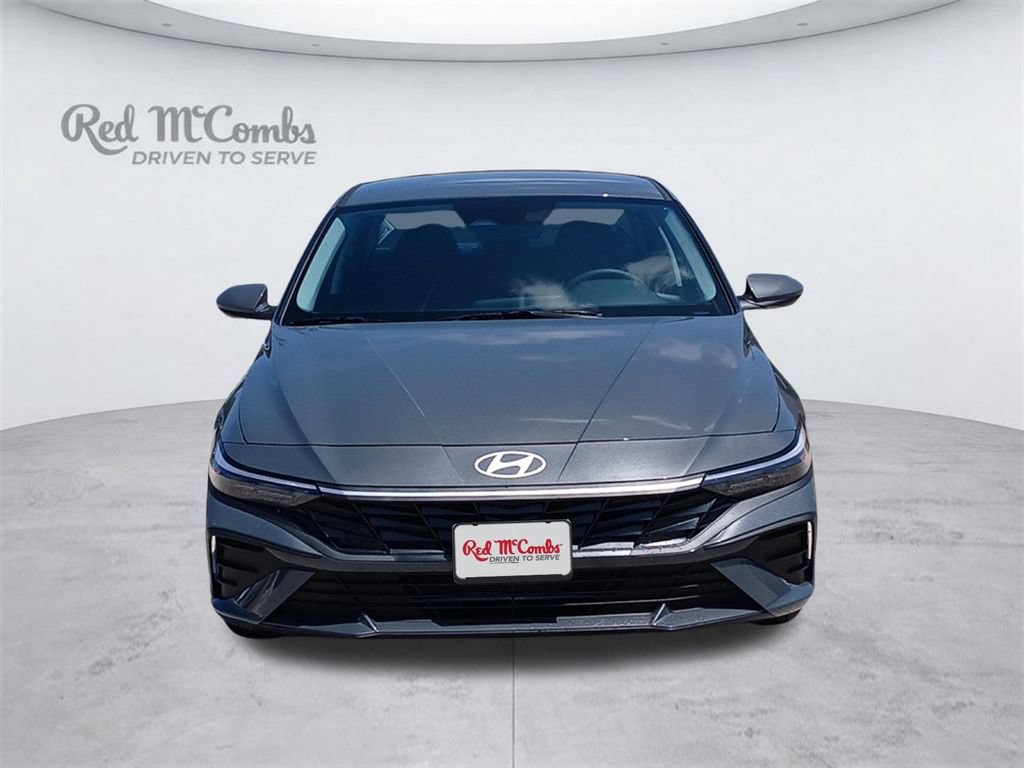 New 2026 Hyundai Elantra SE FWD image 8