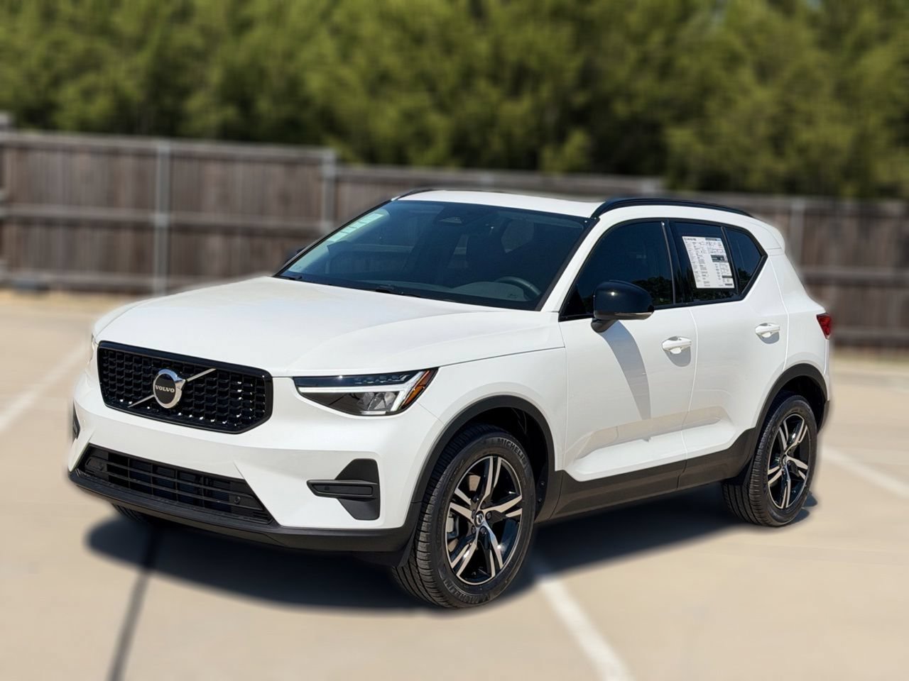 New 2026 Volvo XC40 B5 Core w/ Protection Package Premier AWD/4WD image 3