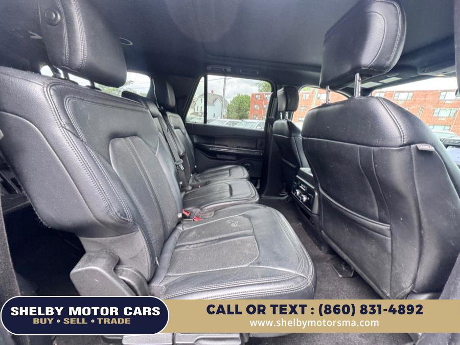 Used 2019 Ford Expedition Max Limited image 17