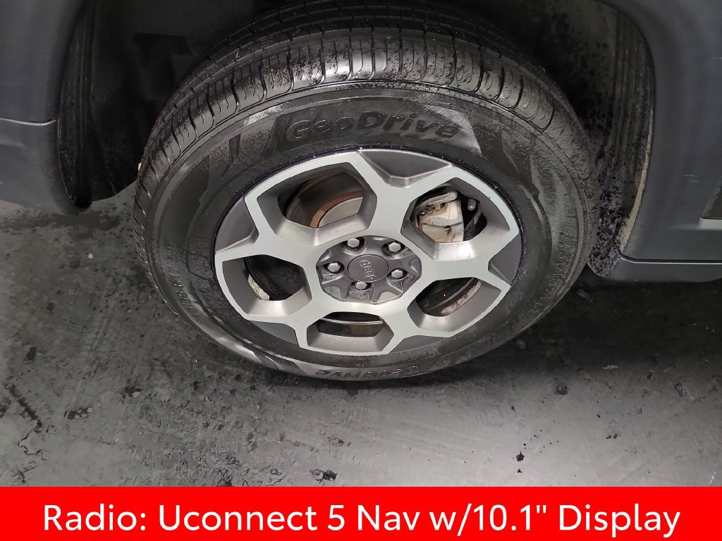 Used 2022 Jeep Compass Trailhawk w/ Trailhawk Elite Group AWD/4WD image 11