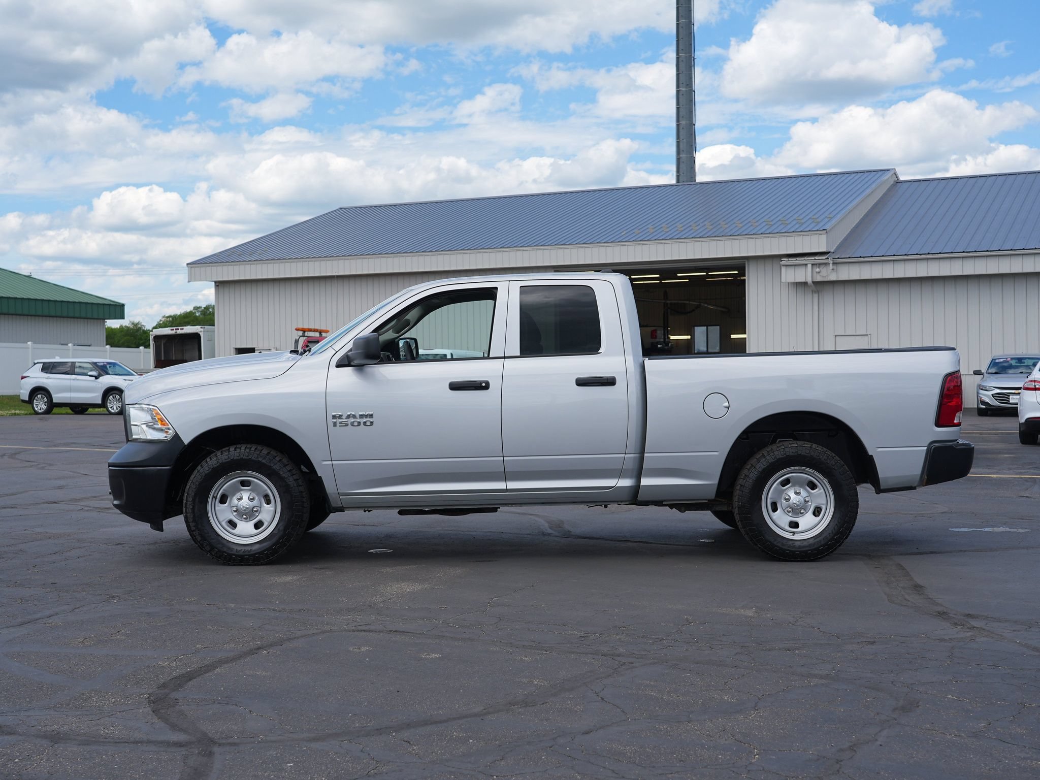 Used 2018 RAM 1500 ST AWD/4WD image 7