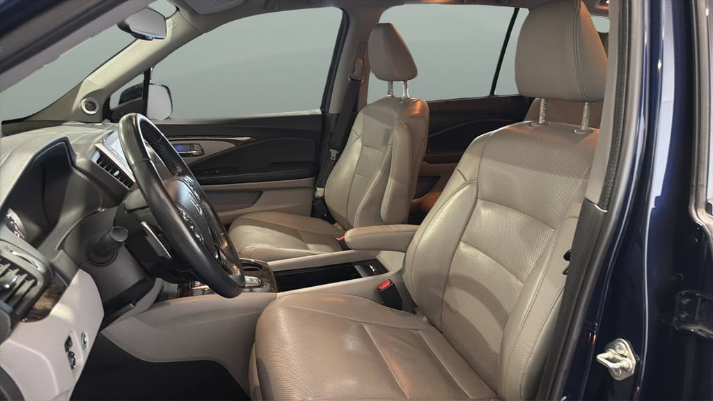Used 2016 Honda Pilot Elite image 14