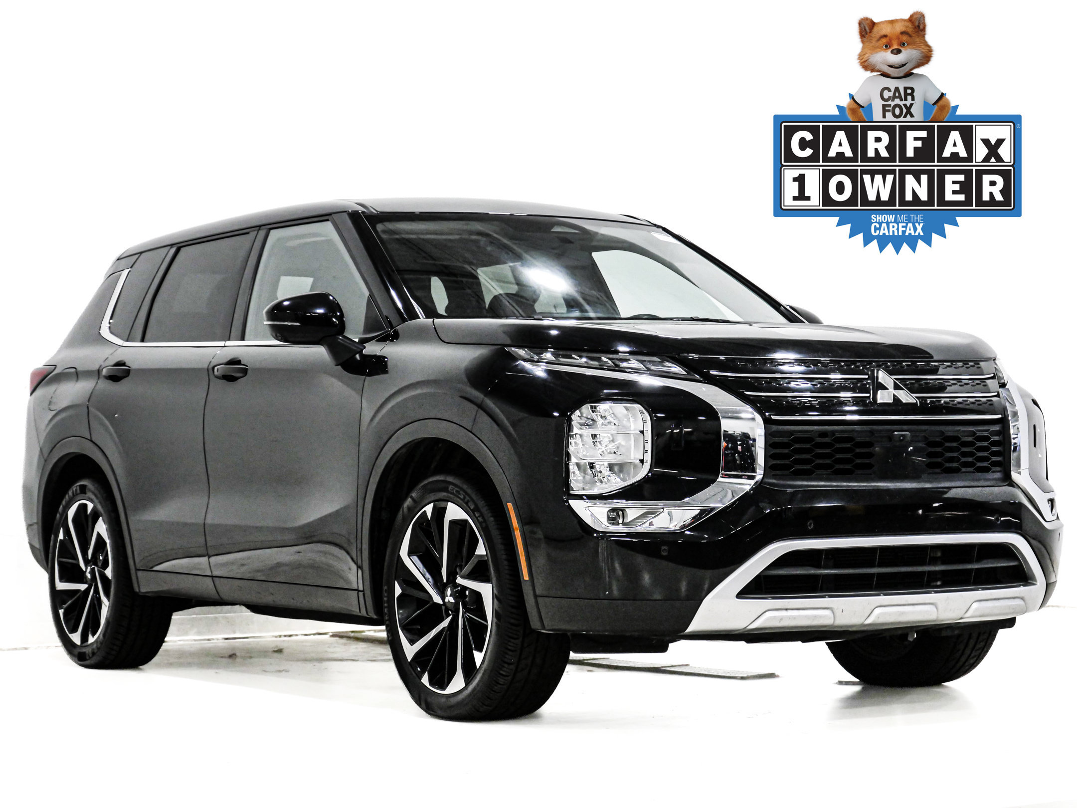Used 2024 Mitsubishi Outlander SE AWD/4WD image 1