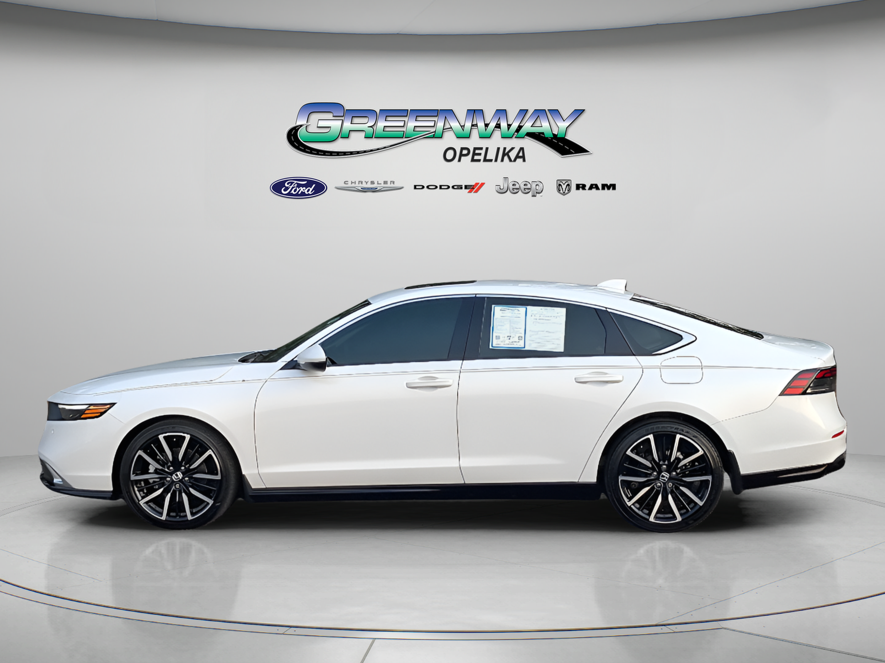 Used 2026 Honda Accord Touring image 5