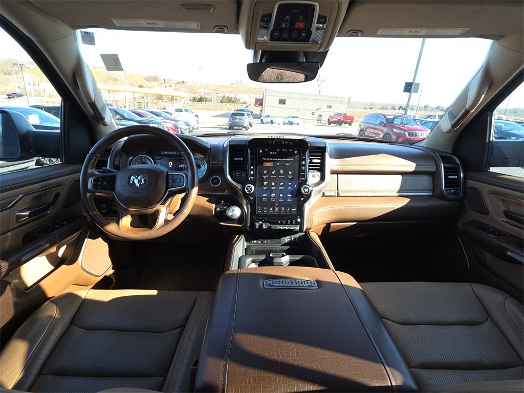 Used 2019 RAM 1500 Limited image 32