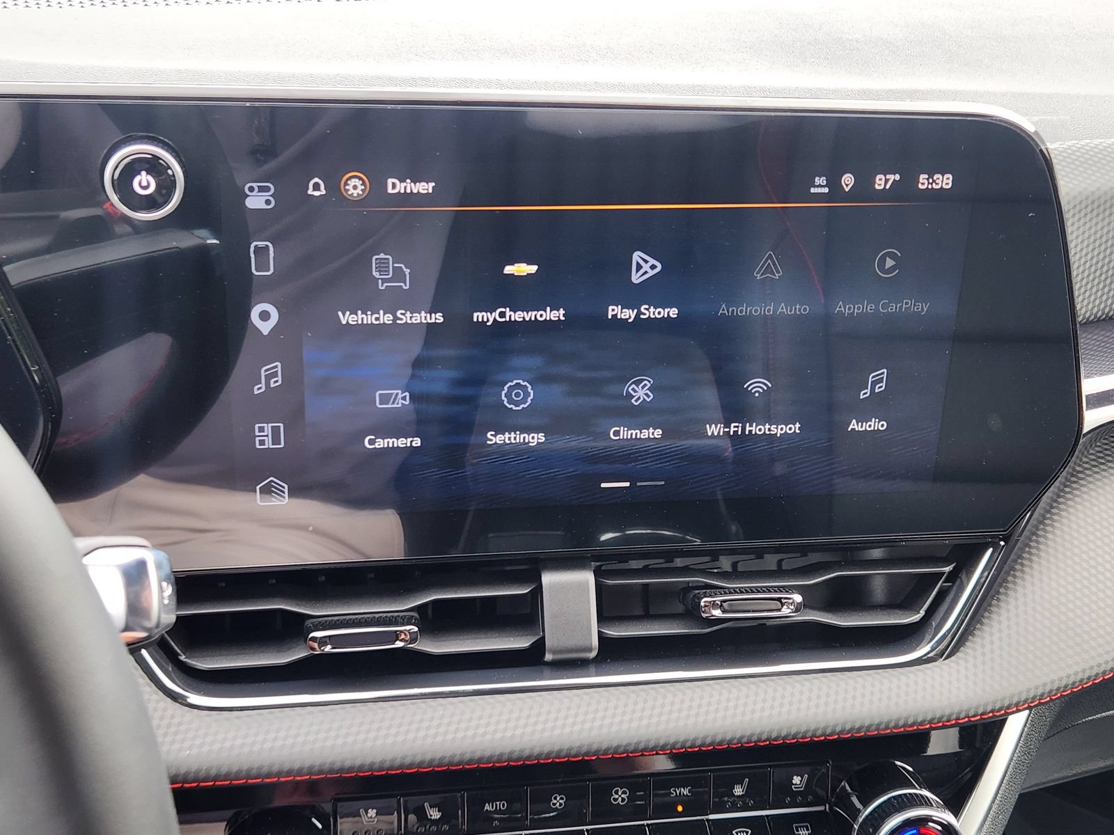 New 2026 Chevrolet Equinox RS w/ Convenience Package III FWD image 16