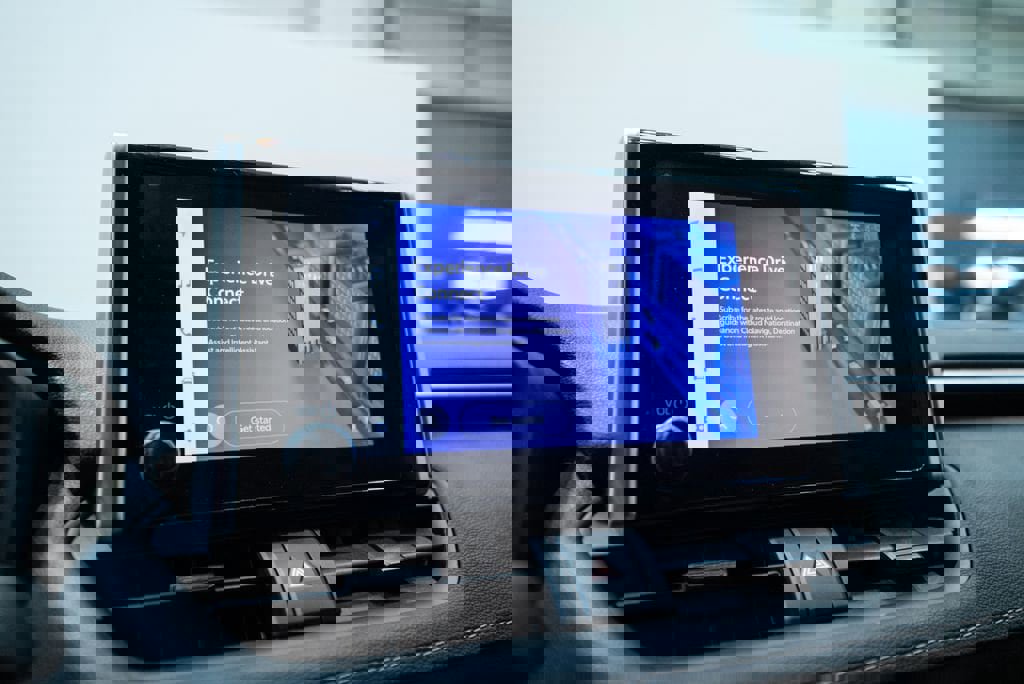 Used 2023 Toyota RAV4 LE image 23