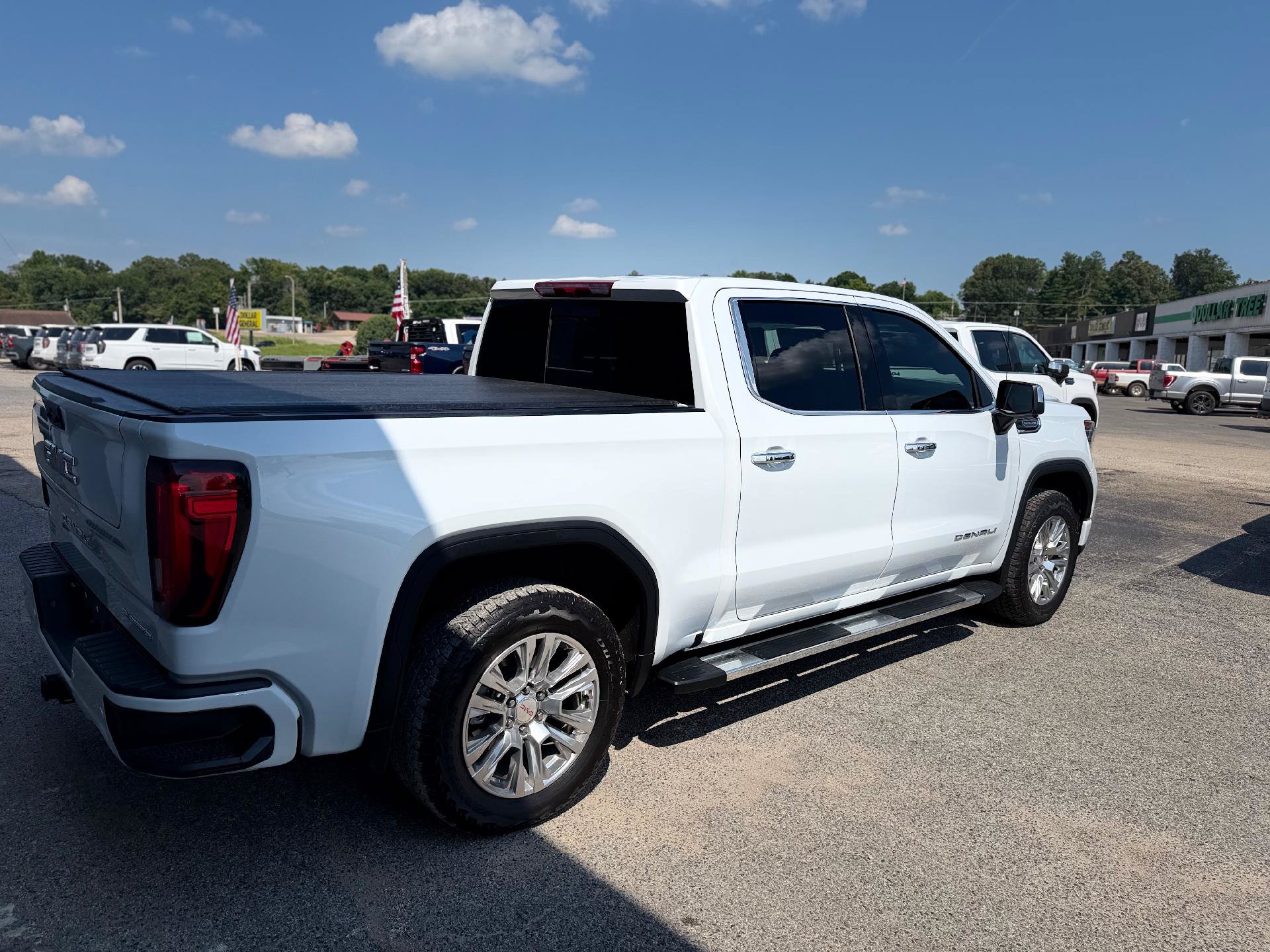 Used 2026 GMC Sierra 1500 Denali AWD/4WD image 3