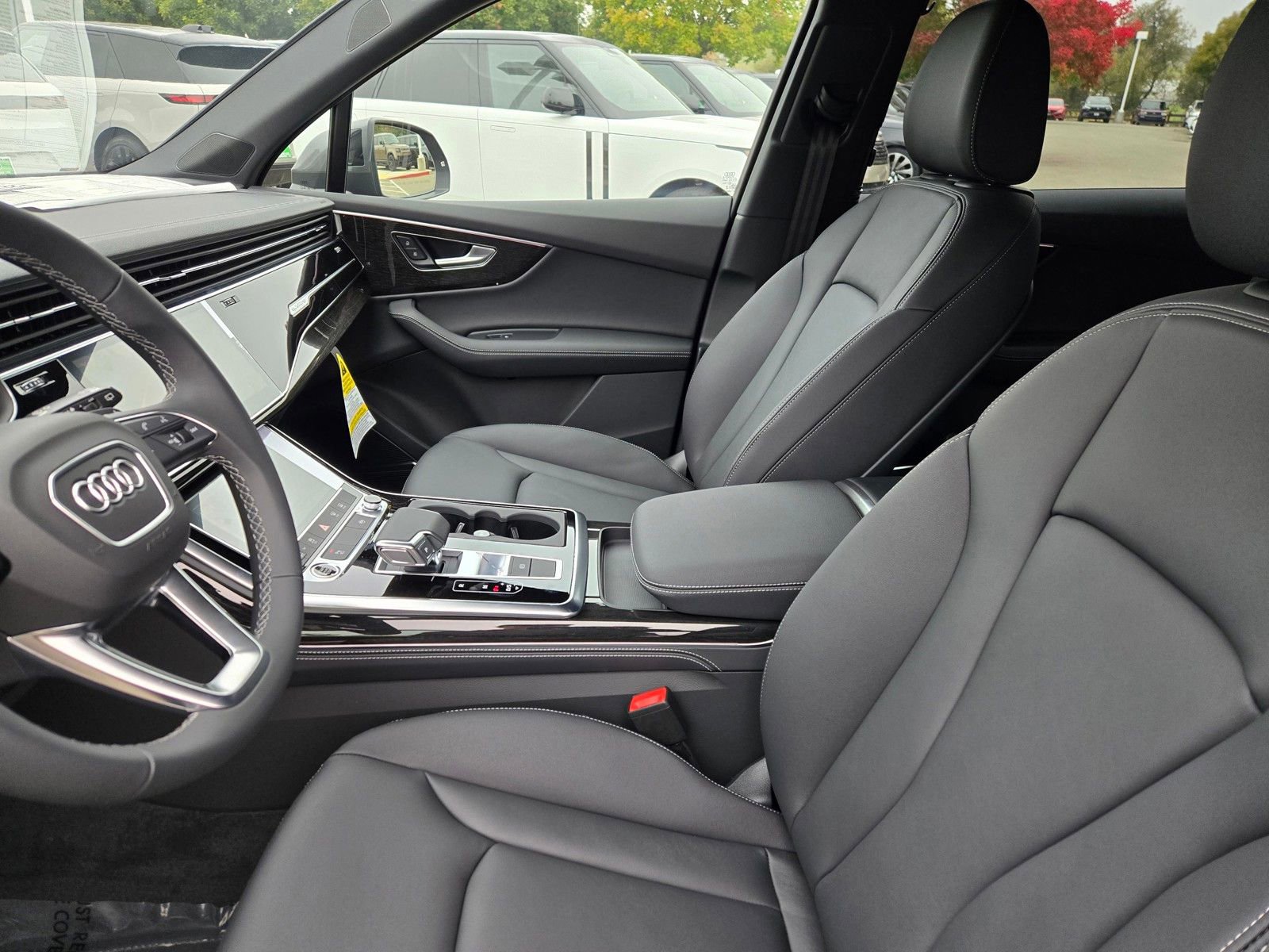 Used 2025 Audi Q7 2.0T Premium Plus w/ Premium Plus Package AWD/4WD image 28