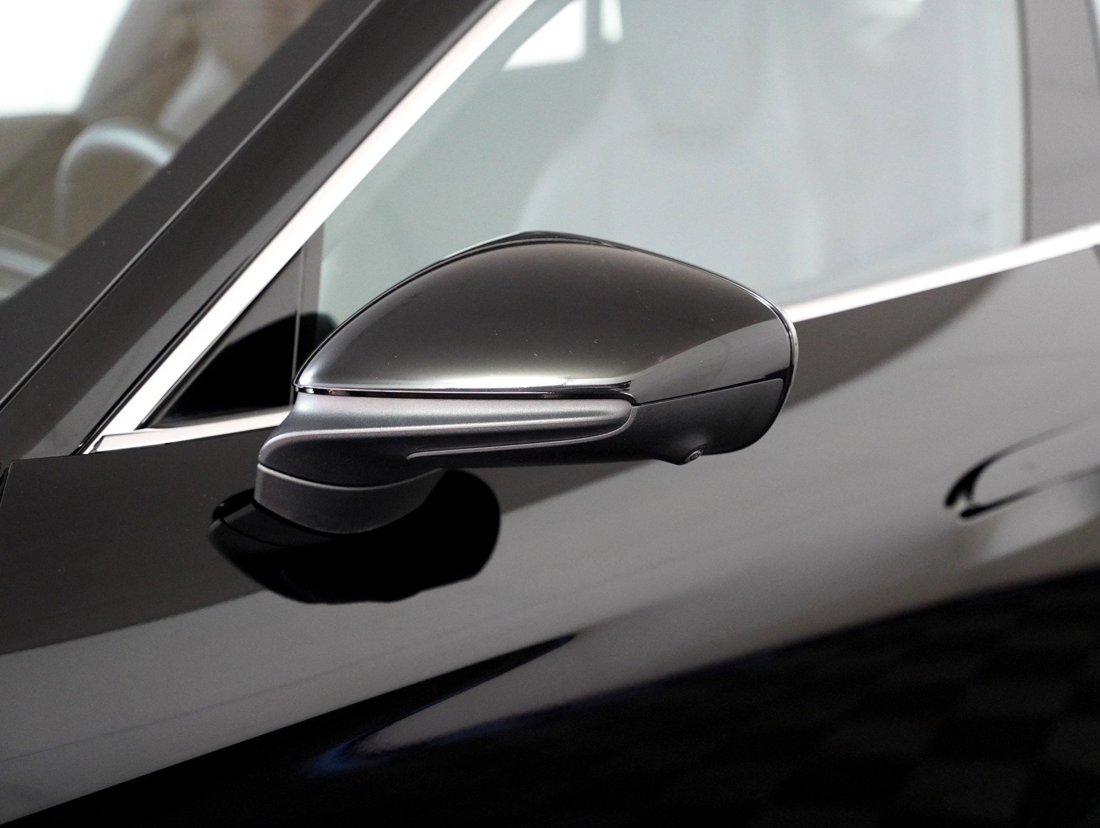 Certified 2022 Porsche Taycan 4S image 26