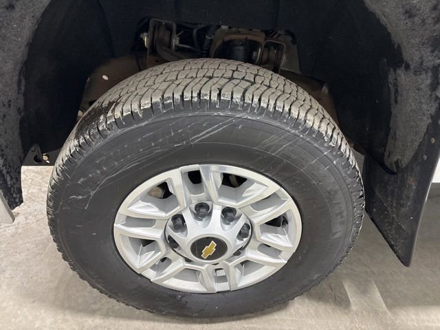Used 2017 Chevrolet Silverado 2500 W/T AWD/4WD image 18