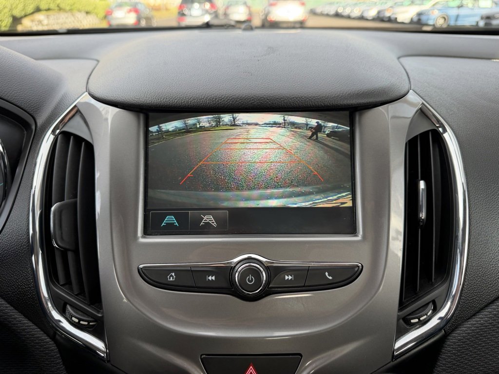 Used 2018 Chevrolet Cruze LT w/ LT Fleet Convenience Package image 23