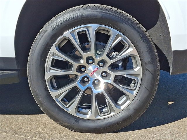 Certified 2025 GMC Yukon XL Denali image 8