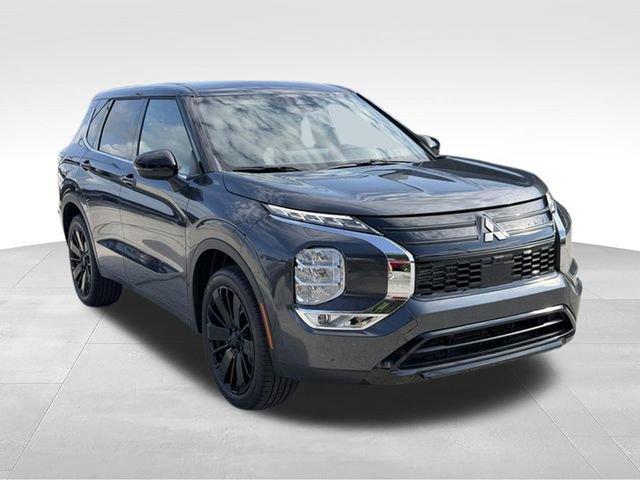 New 2026 Mitsubishi Outlander LE FWD image 6