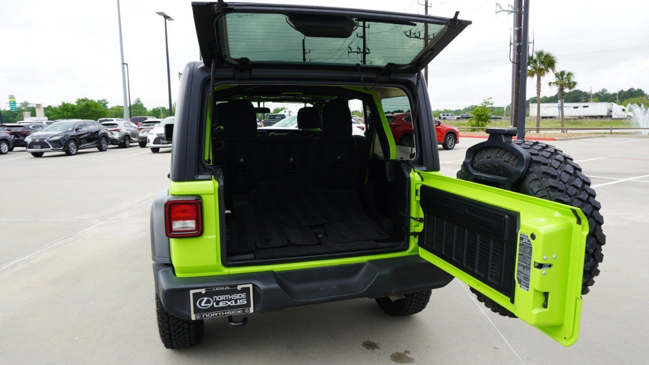 Used 2021 Jeep Wrangler Unlimited Sport image 35
