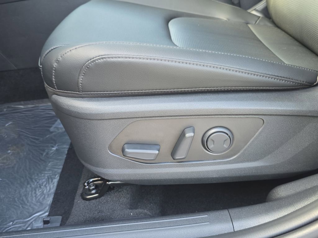 New 2026 Kia Sportage EX w/ EX Panorama Roof Package image 23