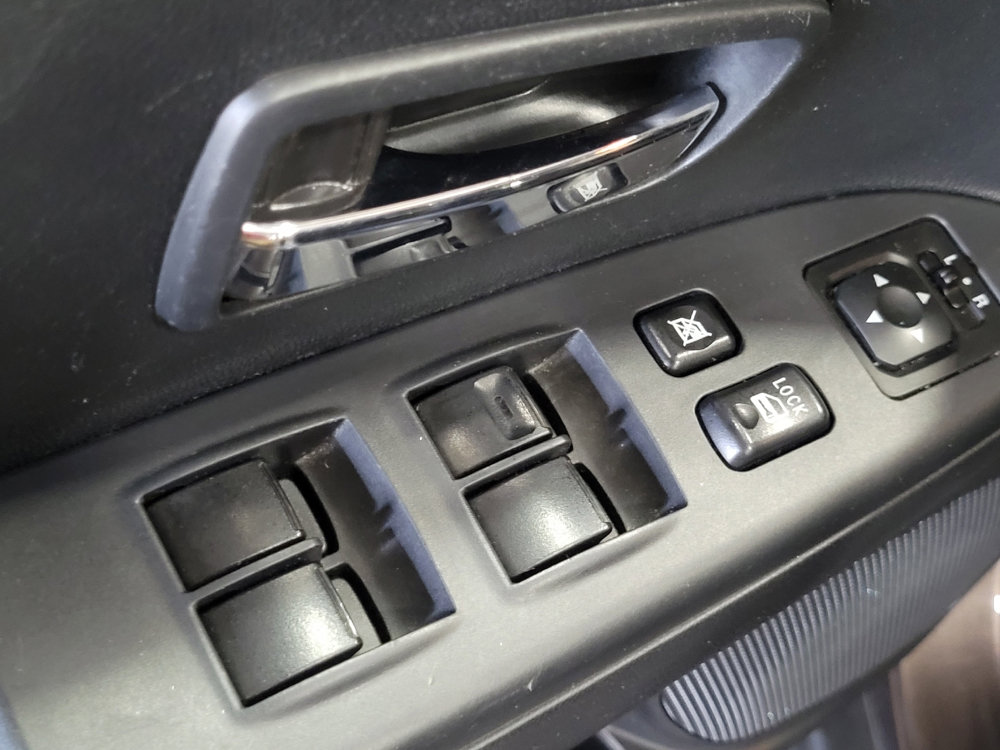Used 2020 Mitsubishi Outlander Sport ES image 27
