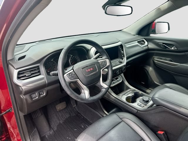 Used 2023 GMC Acadia SLT w/ LPO, Floor Liner Package FWD image 10