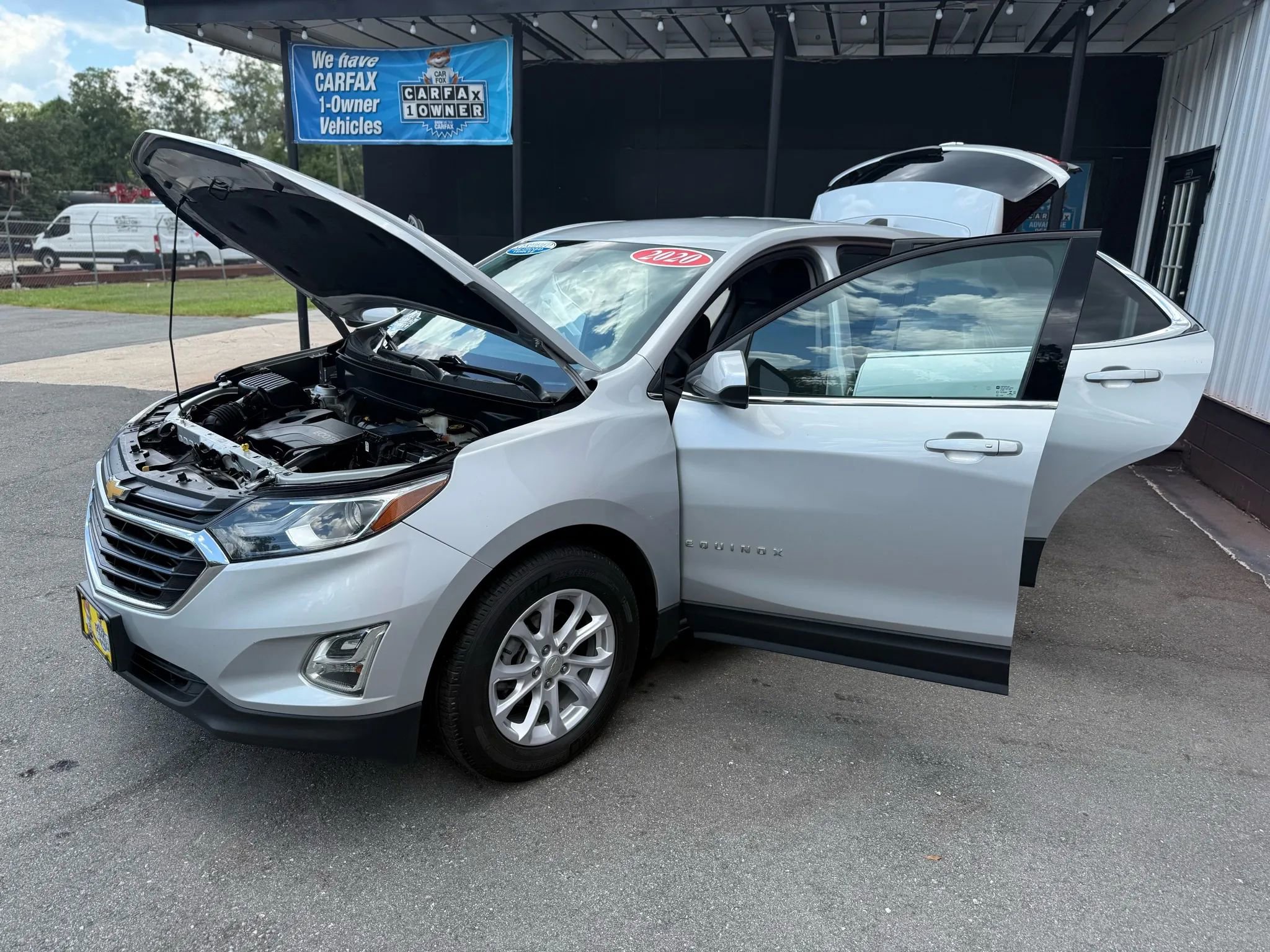 Used 2020 Chevrolet Equinox LT image 33