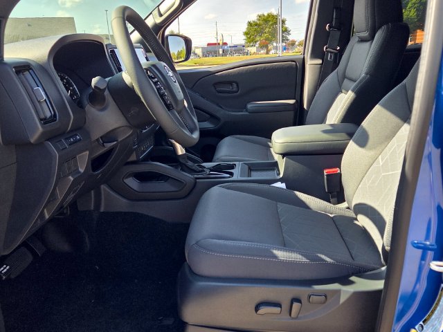 New 2027 Nissan Frontier SV w/ All-Weather Content Package RWD image 5