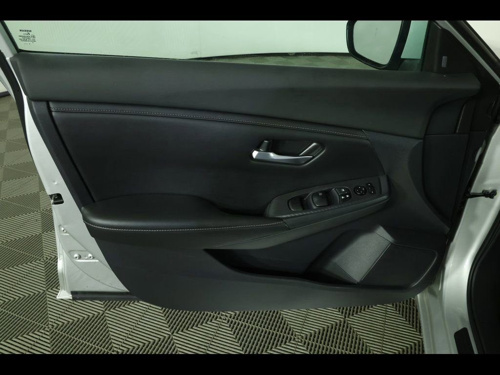 Used 2021 Nissan Sentra SV w/ Trunk Package FWD image 20