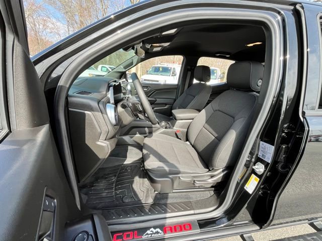 Used 2024 Chevrolet Colorado LT image 16