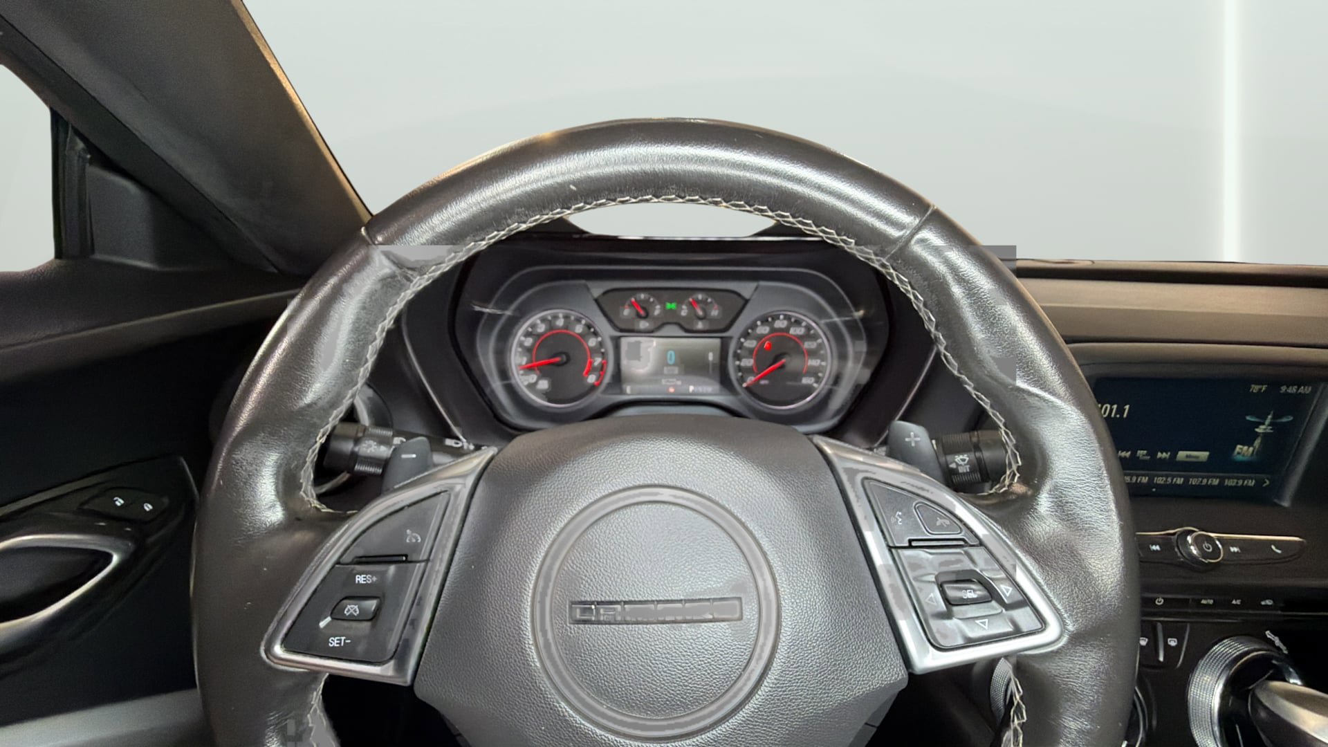 Used 2016 Chevrolet Camaro LT RWD image 29