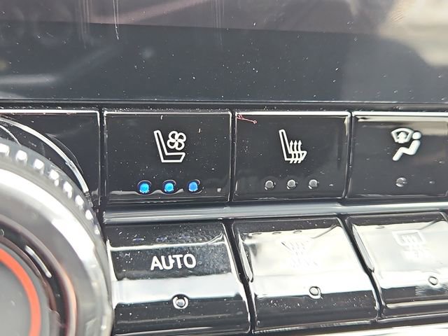 New 2026 GMC Canyon Denali image 19