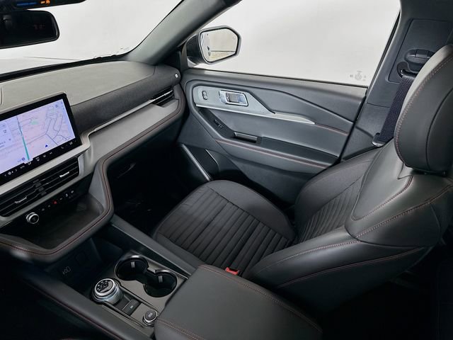 New 2026 Ford Explorer ST-Line w/ ST-Line Street Pack image 25