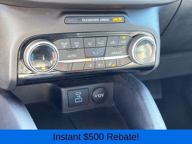Used 2022 Ford Escape Titanium image 10
