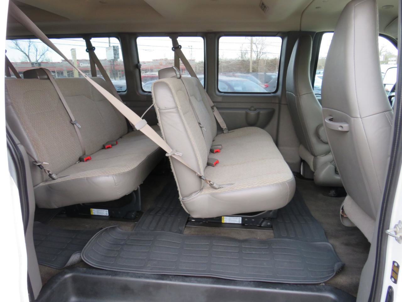 Used 2018 Chevrolet Express 3500 LT w/ LT Preferred Equipment Group RWD image 12