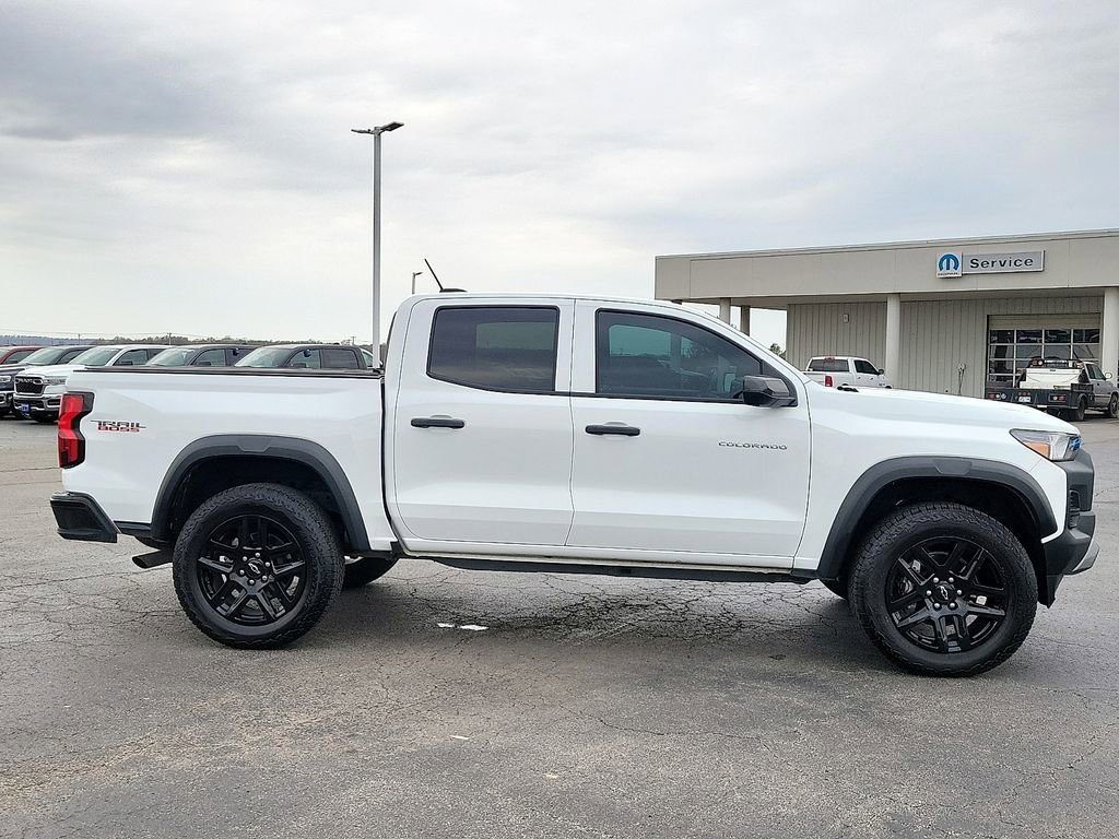 Used 2025 Chevrolet Colorado Trail Boss image 6