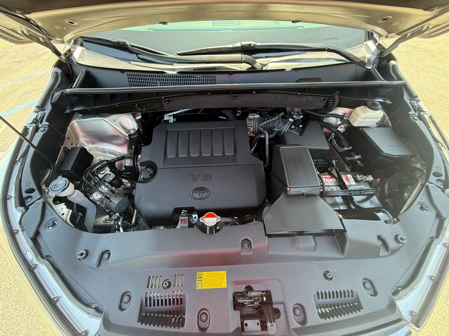 Used 2016 Toyota Highlander Limited image 44