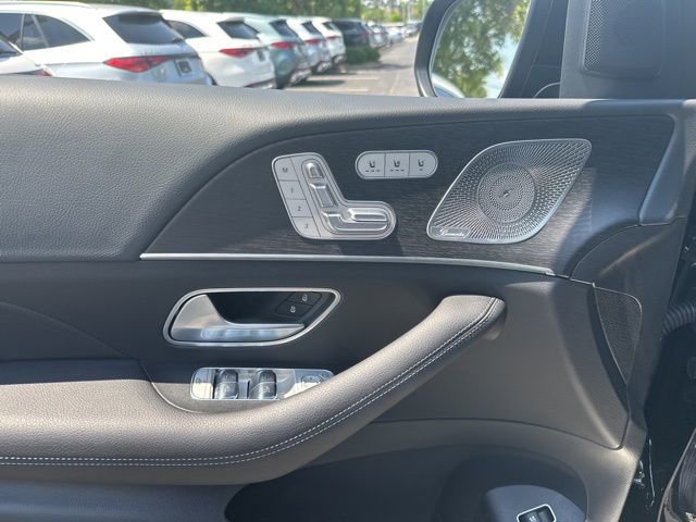 Certified 2026 Mercedes-Benz GLS 450 4MATIC image 23