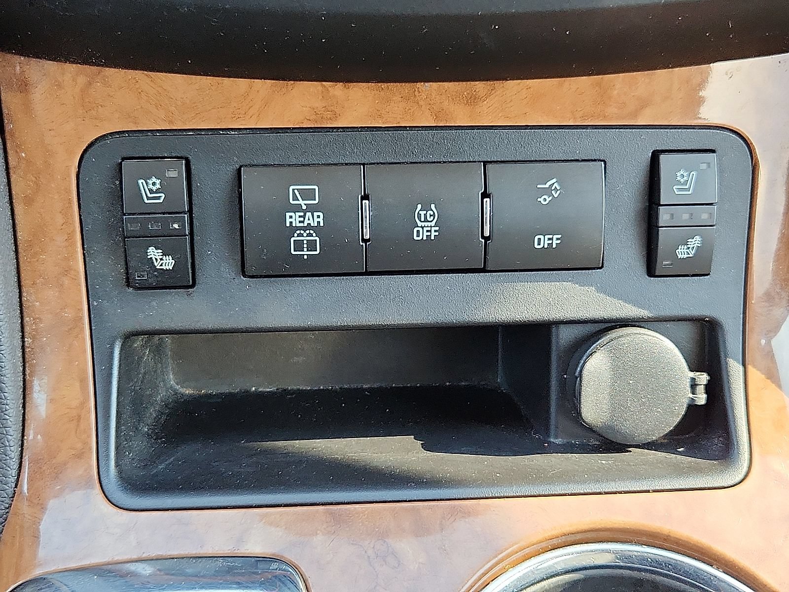 Used 2012 Buick Enclave Premium w/ LPO, Cargo Convenience Pkg FWD image 15