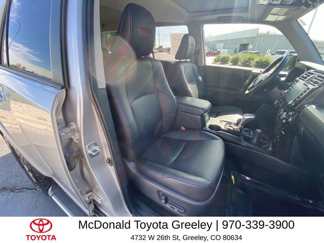 Used 2022 Toyota 4Runner TRD Off-Road Premium AWD/4WD image 25