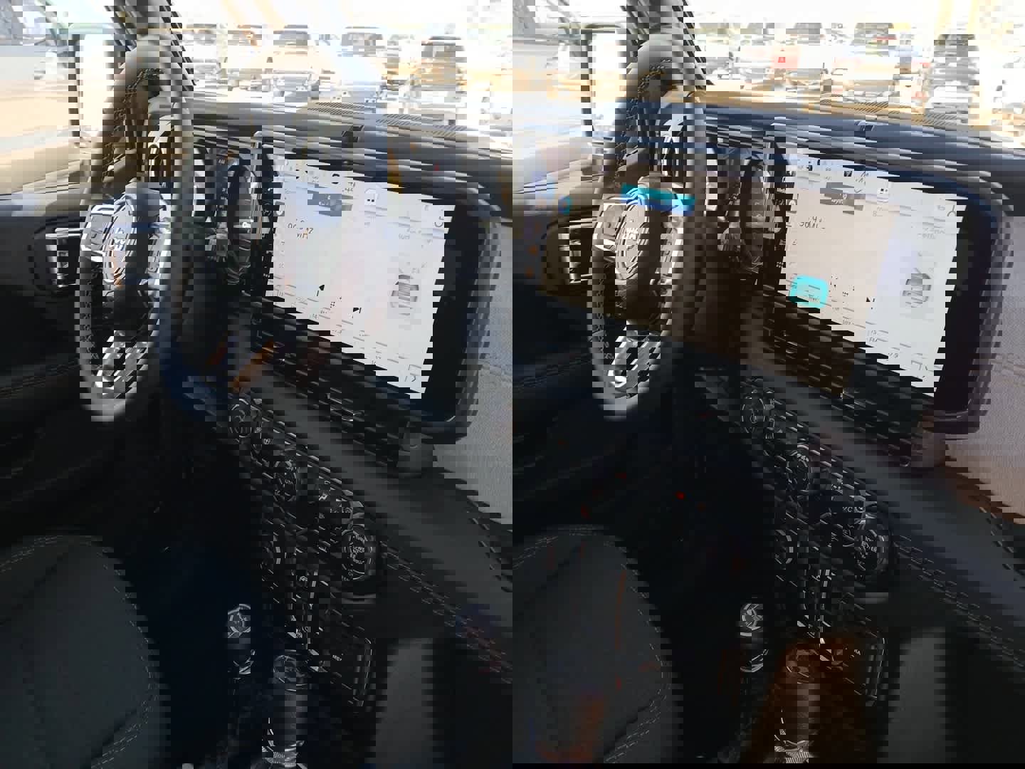 Used 2025 Jeep Wrangler Sahara image 58