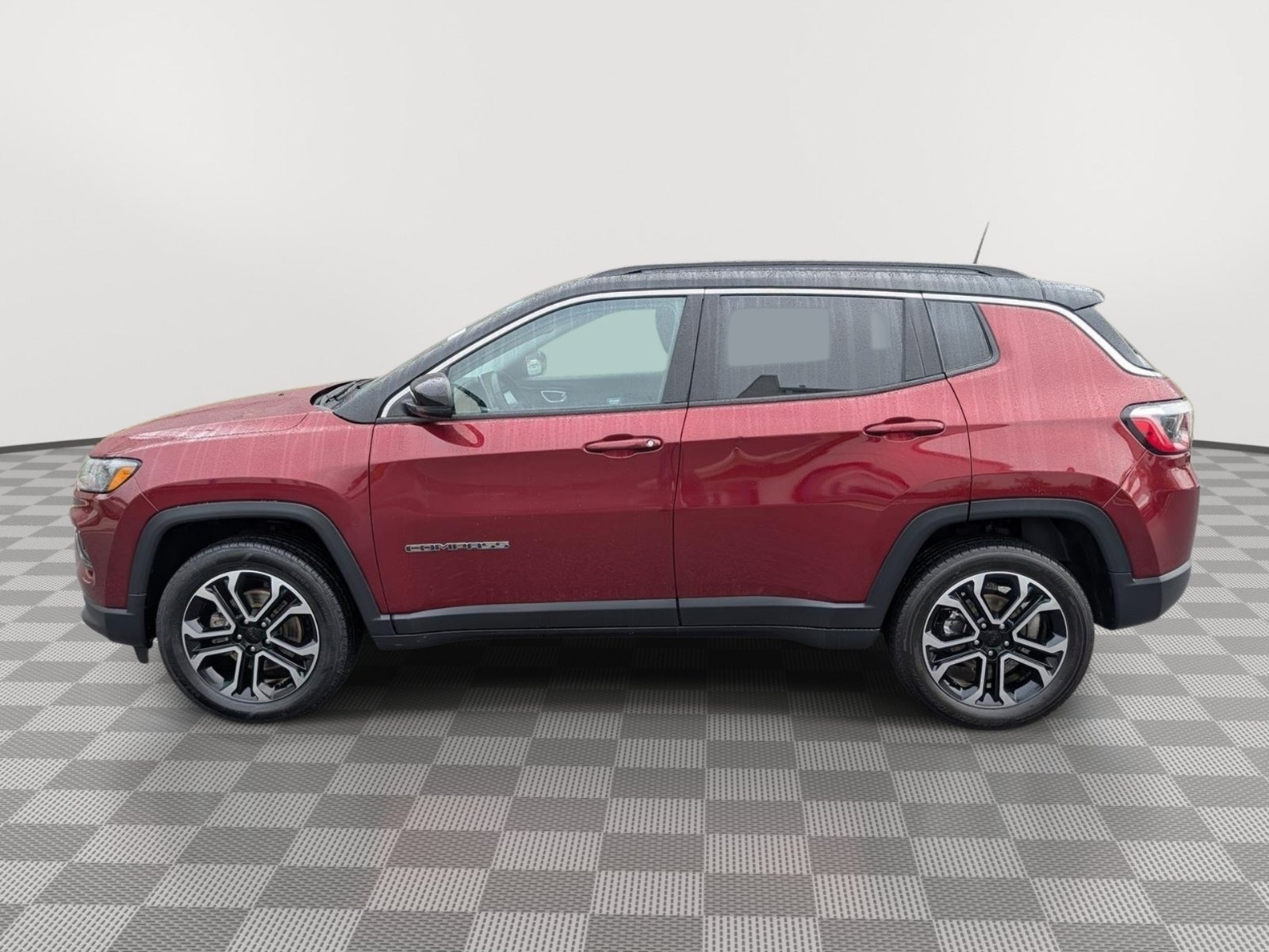 Used 2022 Jeep Compass Limited AWD/4WD image 2