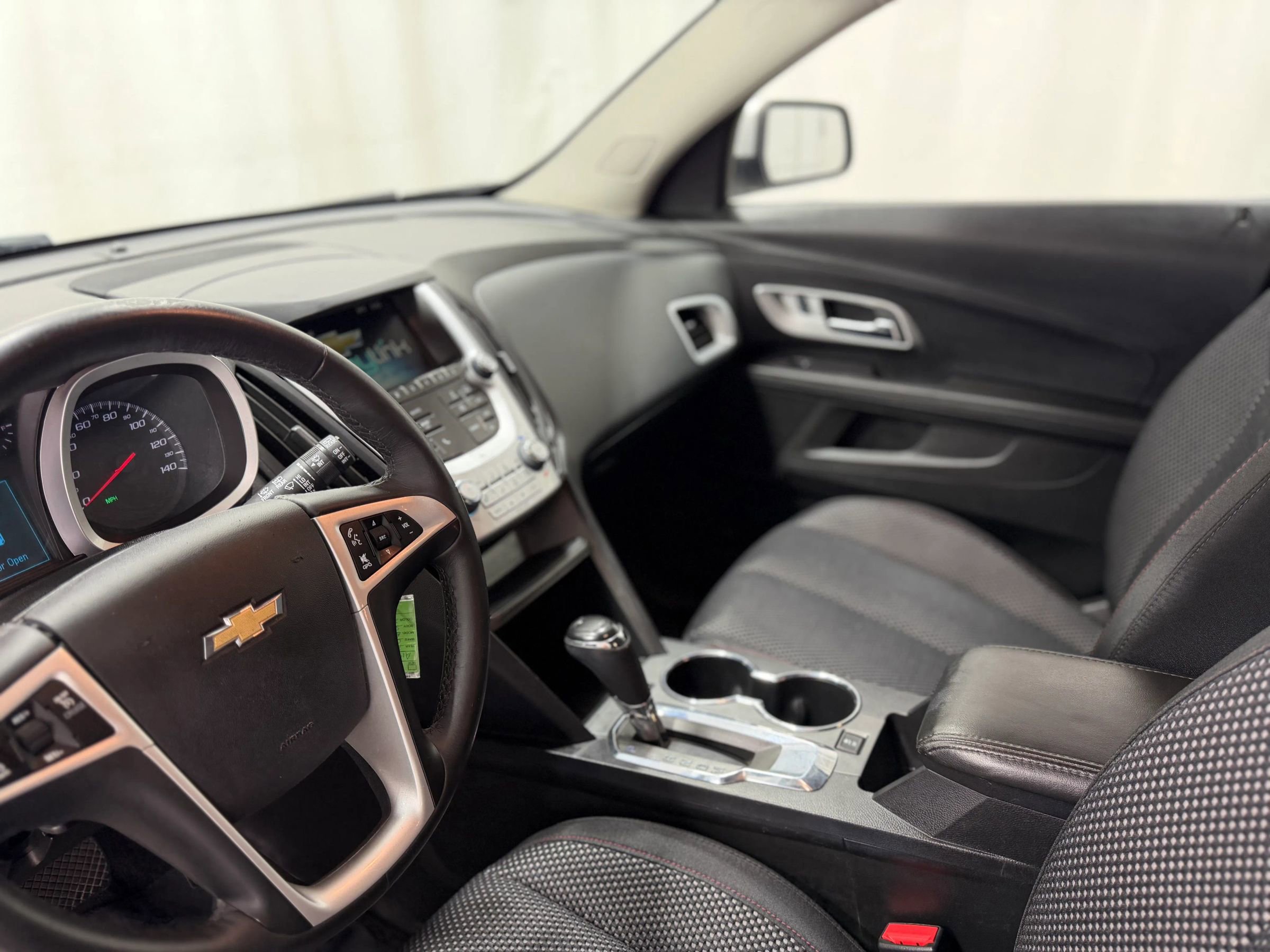 Used 2016 Chevrolet Equinox LT w/ Convenience Package image 19