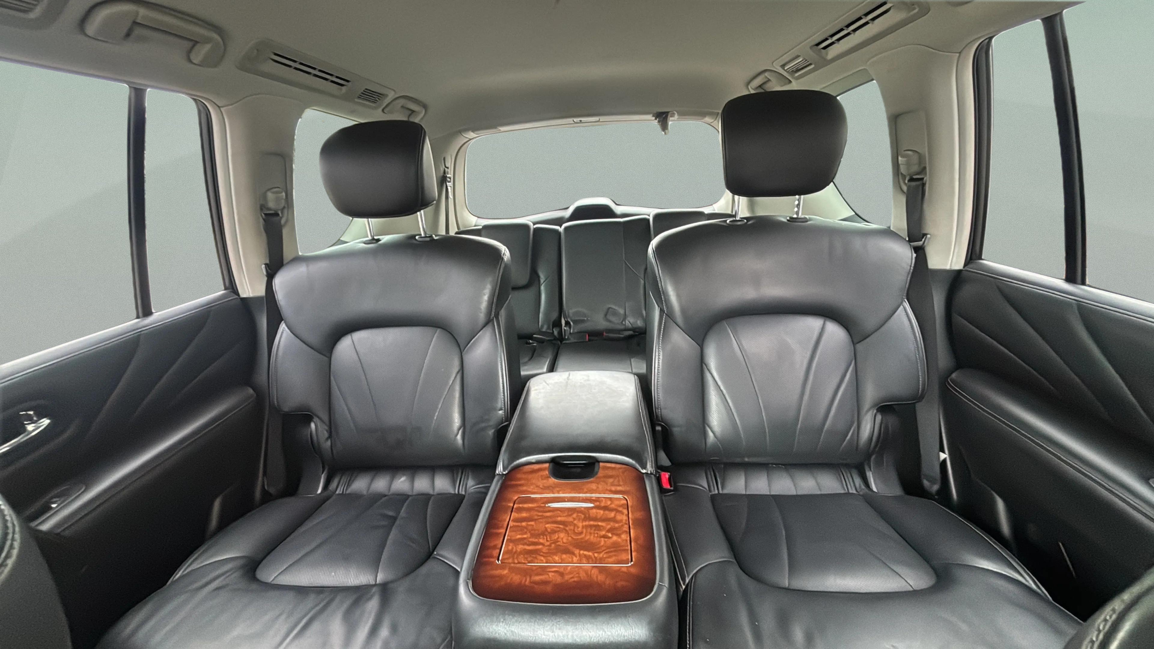 Used 2017 INFINITI QX80 2WD w/ Deluxe Technology Package image 27