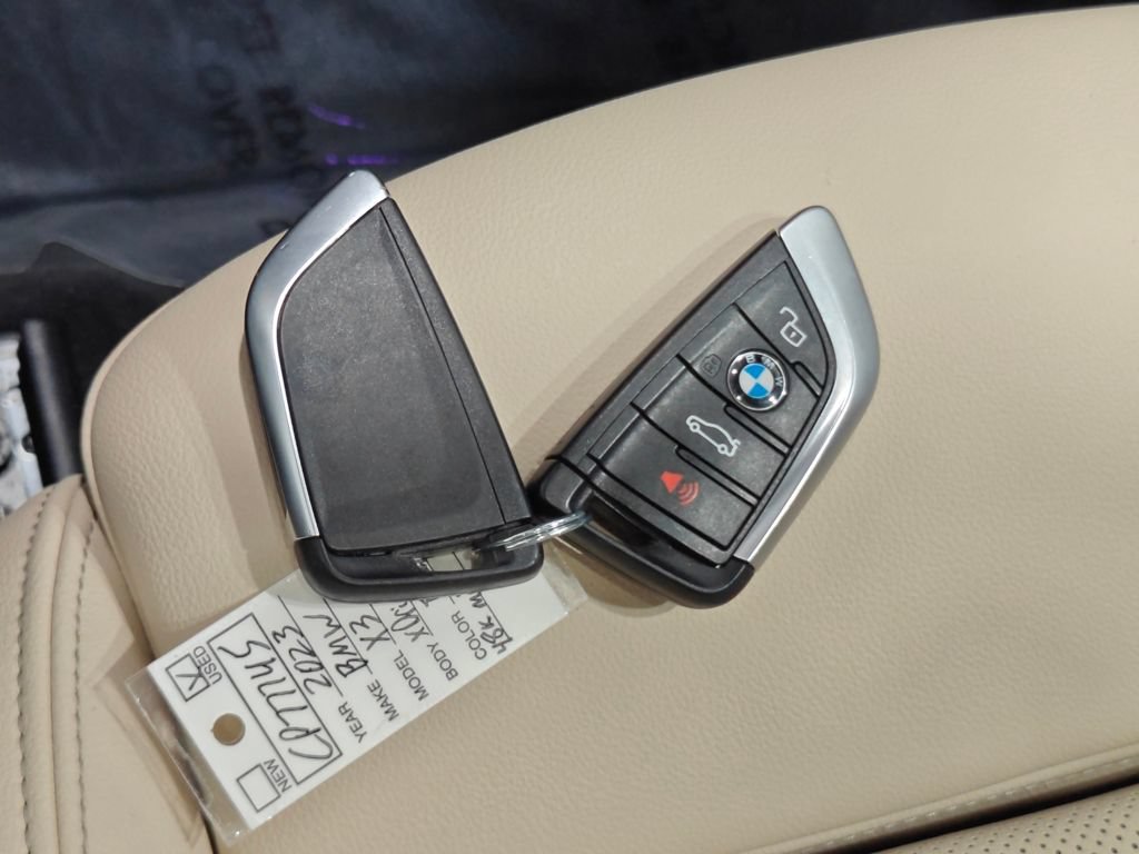 Used 2023 BMW X3 xDrive30i w/ Convenience Package AWD/4WD image 15